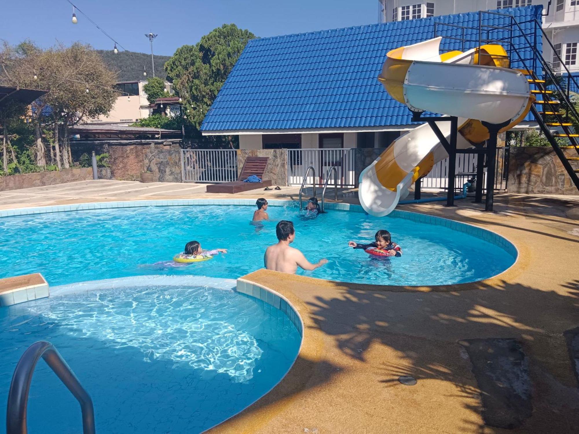 Rimtarn Hotel Pak Chong Екстериор снимка